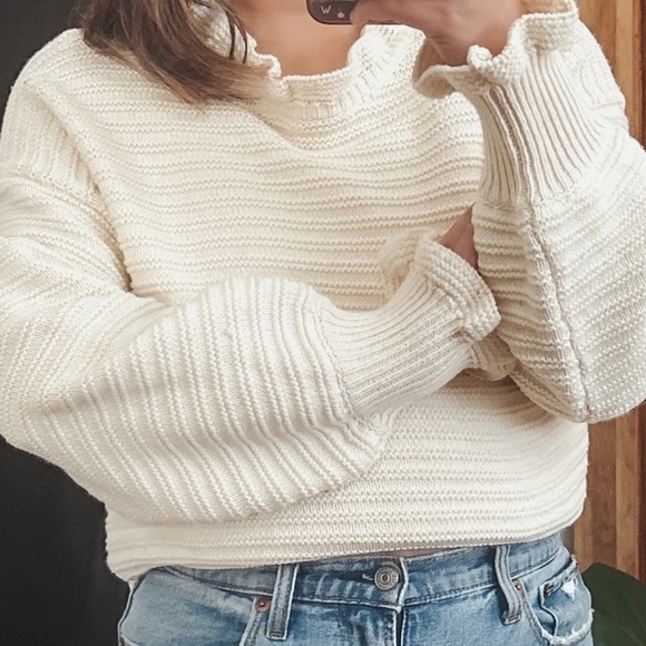 Madewell Sweaters - Madewell Women's Ruffle Pullover Cream Knit Sweater Size L
